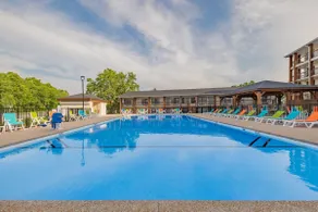 Indoor Pool, Dwntn Branson Roark |Walk 2 Landing! - Image 3