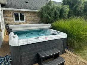 Smucker Country Cottage-Hot Tub - Image 3