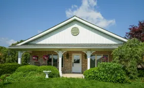 Smucker Country Cottage-Hot Tub - Image 2