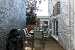 King William Terrace: Classic Fitzroy Style - Image 2