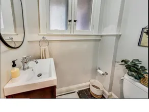 4 bed/1.5 bath townhouse in FLW Historic District! - Image 5