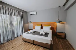 Relax Villa - Image 2