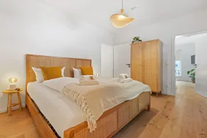New boho city apartment with garden - Image 5