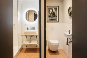 Numa | Comfy Apartment in central The Hague - Image 5