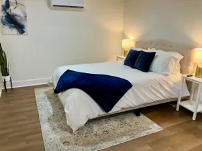 Suite Retreat in Avondale - Image 2