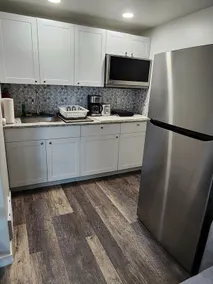 2 bedroom furnished basement - Image 4