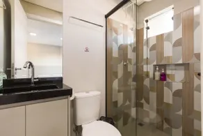 Lou Suites - Kitnet 8 - with balcony and city view - Image 4