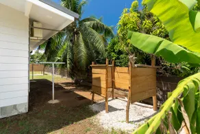Fare Mehiata 2, free canoe - Image 5