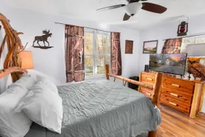 Creekside Comfort •Private, GameRoom, Scenery - Image 4