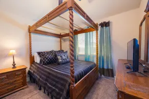 Texas Classic Retreat|Elegant & Spacious |4BR Home - Image 5