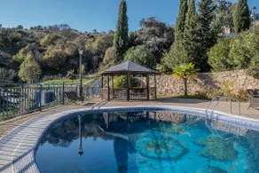 Mansion with 5 bedrooms, Jacuzzi at 40° + Paddle tennis - Image 5