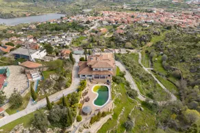 Mansion with 5 bedrooms, Jacuzzi at 40° + Paddle tennis - Image 4