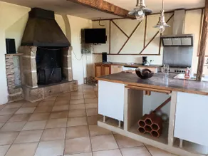 Lakeside country house - Image 3