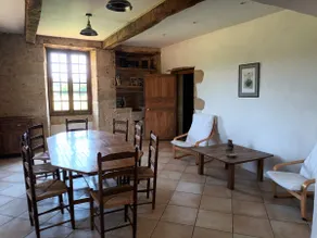 Lakeside country house - Image 4
