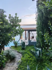 House above the beach with a pool - Image 3