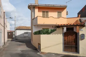Independent apartment with garden - Image 3