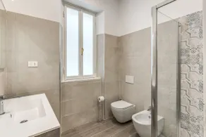 Frattina Grand Suite Guesthouse - Image 5