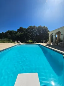 Peacock Pool House - Image 5