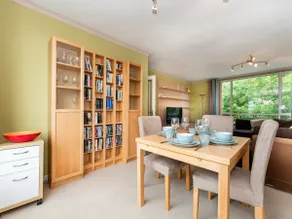 Chic 1-Bedroom Flat | Central Teddington - Image 2