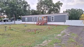 Riverview Farmhouse - Image 2