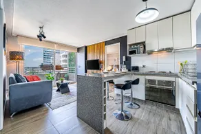 Apartment 2D WiFi · 24/7 Check-in · 10 min Airport - Image 2