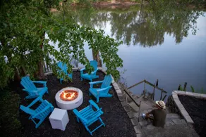 Technicolor River Retreat just outside of Chicago! - Image 2
