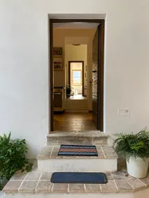 Artist Balcony Apartment in historic palazzo - Image 4