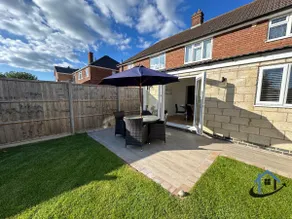 Beckleigh House, Kettering king or twin beds free parking x3 - Image 4