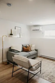 Cozy 1 Bedroom Apartment - Image 4