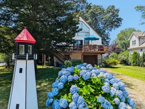 The Lighthouse Chalet! - Image 2