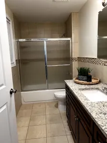Spacious 2BR 2BA Near NYC | EWR Airport - Image 2