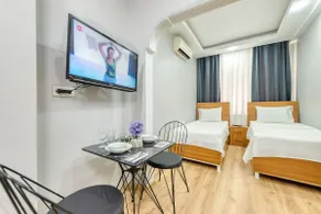 2 bedroom apartment with kitchen and city view - Image 3