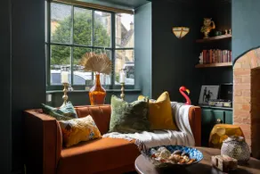 Chipping Campden Shabby Chic on Famous High Street - Image 3