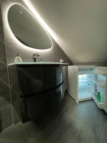 Comfortable accommodation - Private access - Hotel style - Image 3