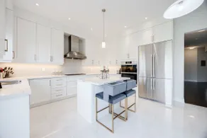 Luxury Retreat with Workspace & Spacious Backyard - Image 4