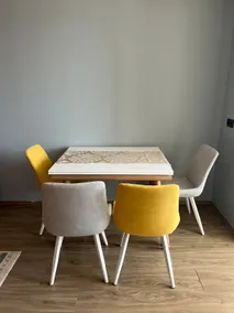 Modern Flat w/ Balcony • Fast WiFi • Bus to Center - Image 3