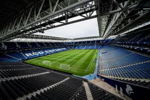 Español Stadium II. 20' center - Image 2