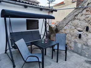 Komiža Gem: Sea Views & Comfort - Image 3