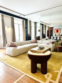 Heart of golden triangle 2bd apartment - Image 2