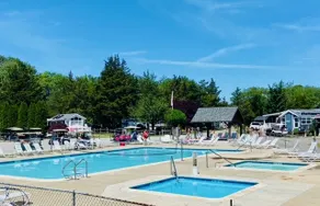 Serene Campground Getaway - Image 2