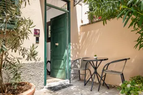 Independent apartment with breakfast included - Image 4