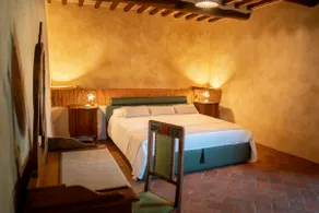 Romantic panoramic farmhouse near Siena - Image 4