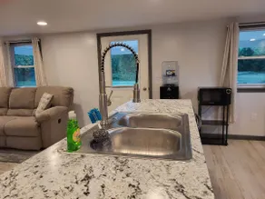 Laural Run Guest House - Image 5