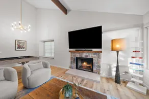 Traveler's Dream New Modern Farmhouse Getaway - Image 5