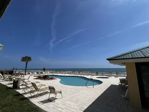 Oceanfront view Modern & Private Condo at Sunglow - Image 5