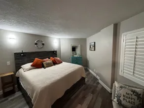 Oceanfront view Modern & Private Condo at Sunglow - Image 3