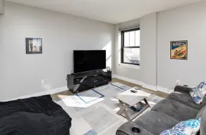 2BR 2BA 4BD Gem! Reserved Parking & Skywalk Access - Image 5