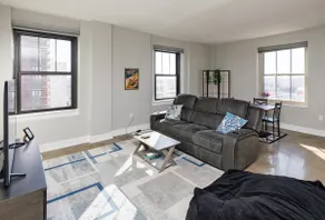 2BR 2BA 4BD Gem! Reserved Parking & Skywalk Access - Image 2