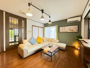 Entire house in a villa area/BBQ/wooden deck/tent sauna/sleeps up to 13 people/7 beds - Image 2