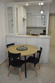 MIA'S Apartment - Image 5